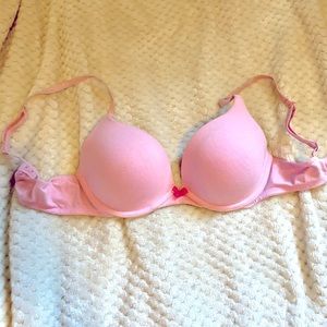 Victoria’s Secret Pink padded push-up bra
